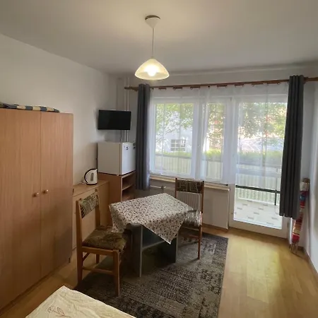 Blisko Morza Slawomir Hinz Wynajem Pokoi 3* Владыславово