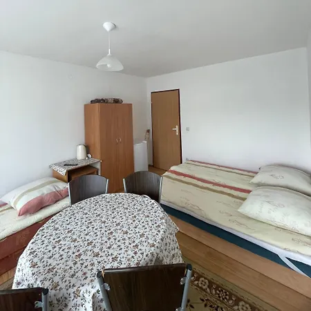 Guest house Blisko Morza Slawomir Hinz Wynajem Pokoi *