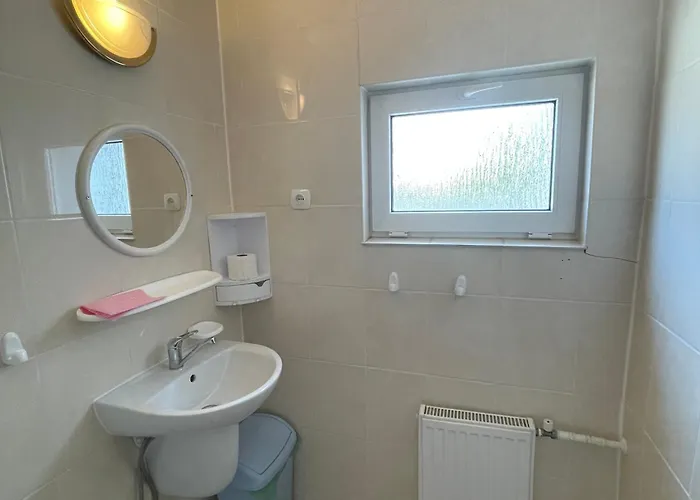 Pensionat Blisko Morza Slawomir Hinz Wynajem Pokoi 3*