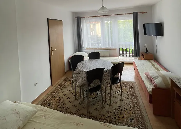 Pensionat Blisko Morza Slawomir Hinz Wynajem Pokoi 3*